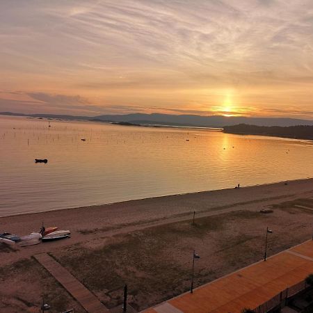 Precioso Apartamento En Primera Linea De Playa Vilagarcia de Arousa Exteriér fotografie